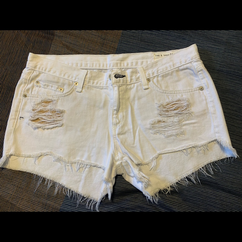 2/$50 Rag&bone white denim short Size 29 - Picture 1 of 5